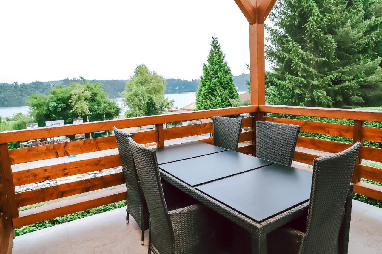 Chaty a Apartmány Hracholusky Kemp Kosatka Pnovany Exterior foto