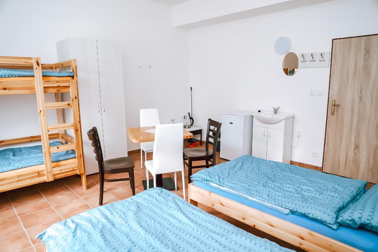 Chaty a Apartmány Hracholusky Kemp Kosatka Pnovany Exterior foto