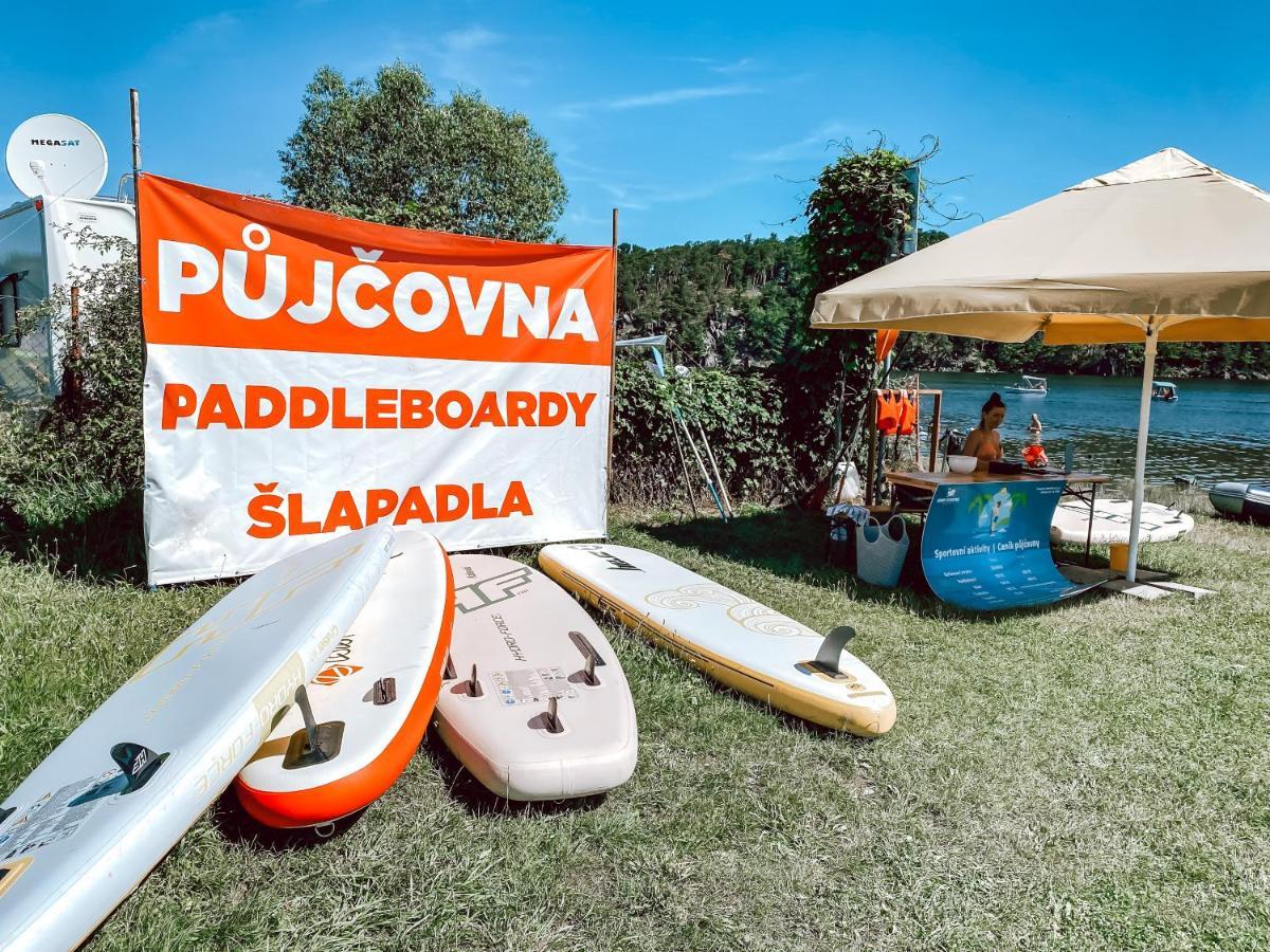 Chaty a Apartmány Hracholusky Kemp Kosatka Pnovany Exterior foto