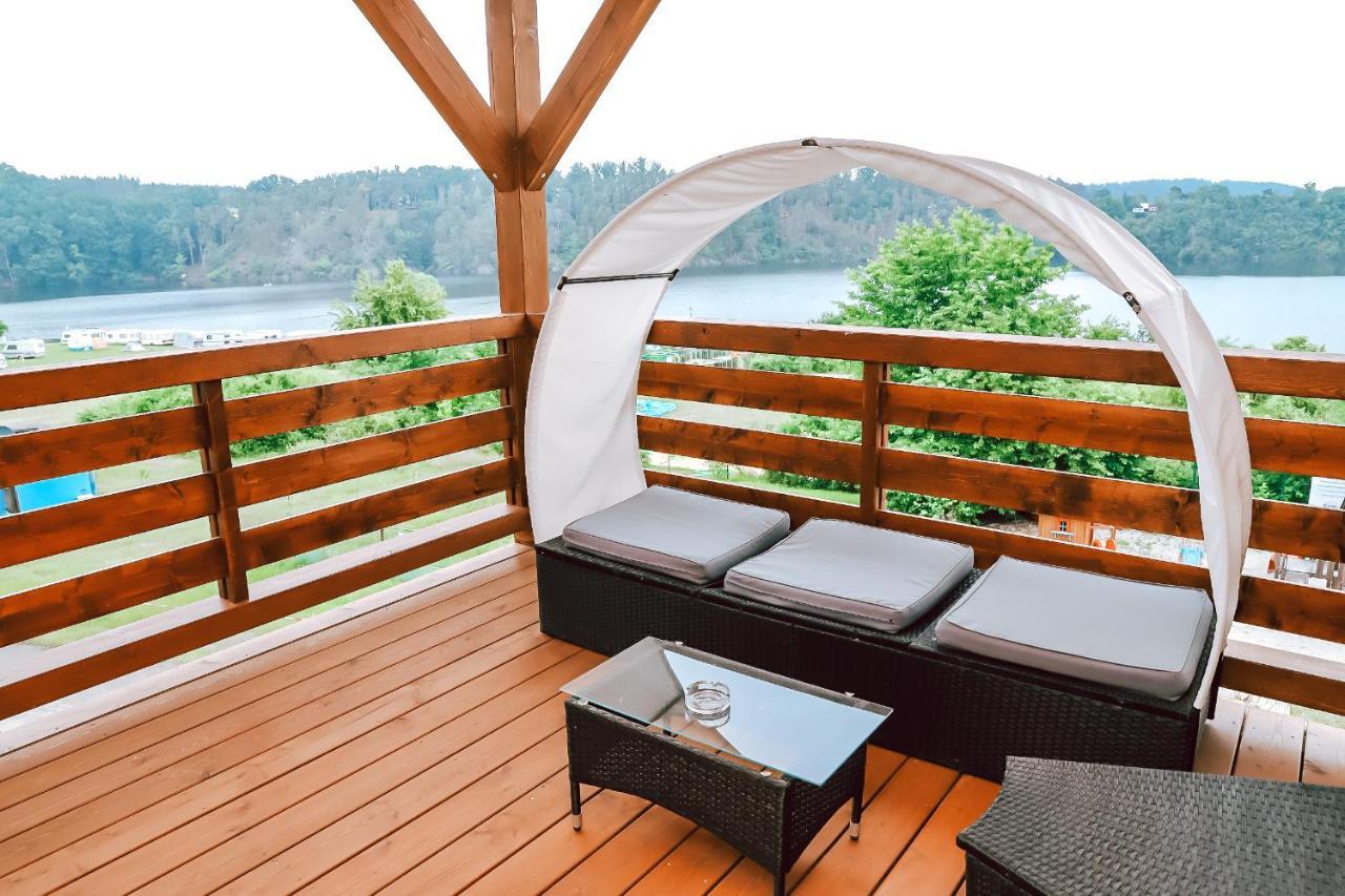Chaty a Apartmány Hracholusky Kemp Kosatka Pnovany Exterior foto