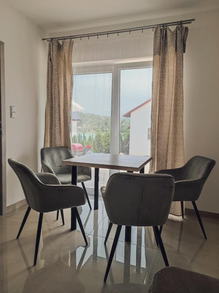 Chaty a Apartmány Hracholusky Kemp Kosatka Pnovany Exterior foto